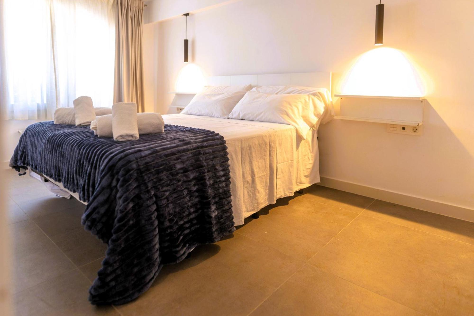 Suitur Beachfront Apartment Roc De Sant Gaieta Roda de Bará Exteriér fotografie