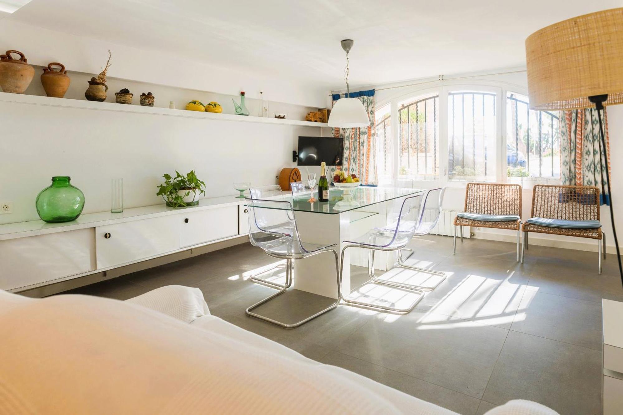 Suitur Beachfront Apartment Roc De Sant Gaieta Roda de Bará Exteriér fotografie